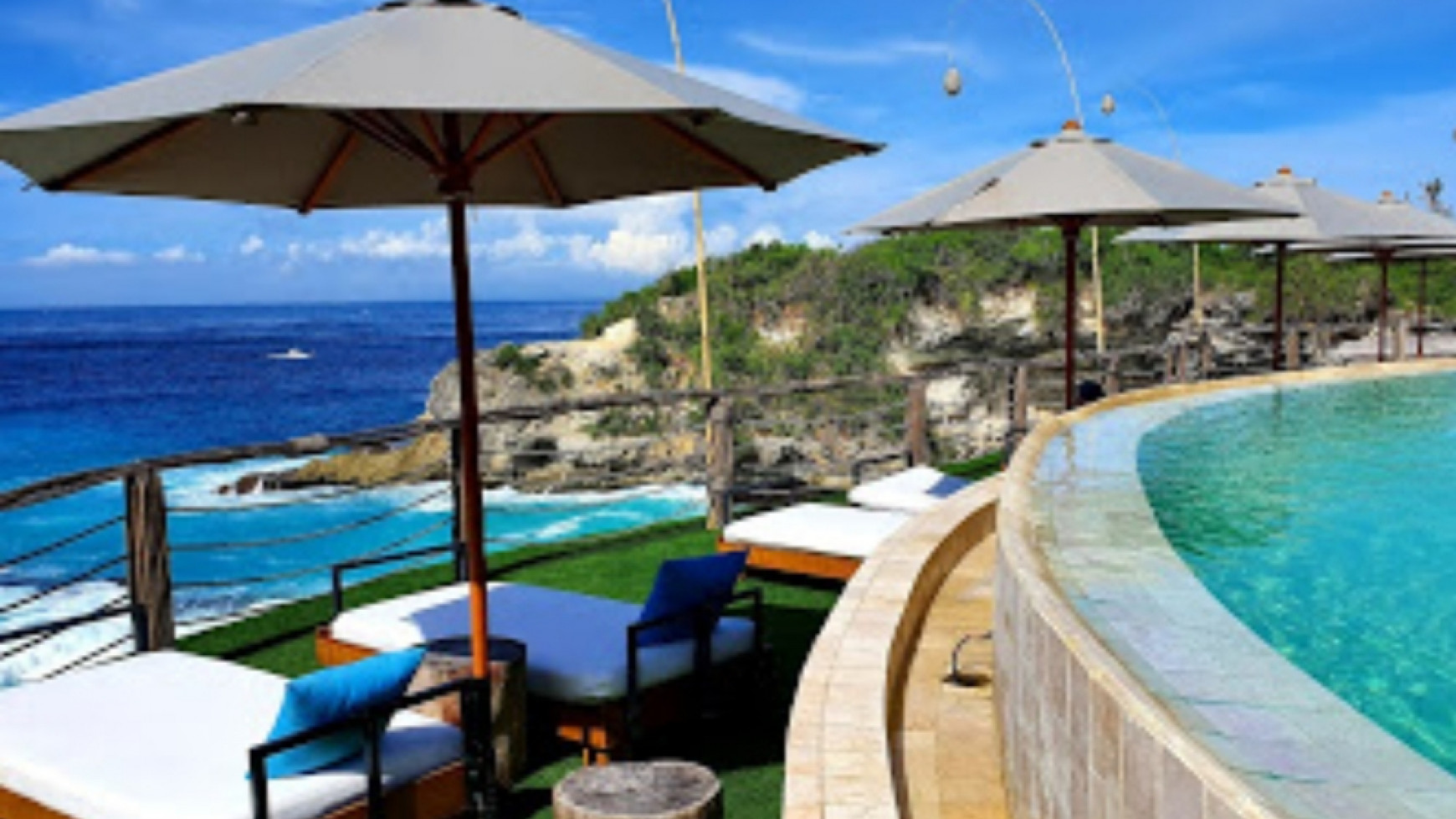 Dijual Vila Resort Mewah di Nusa Ceningan, Bali