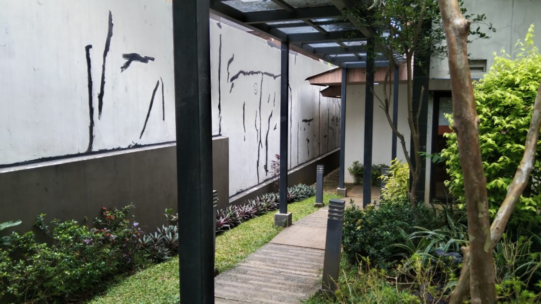 Dijual Villa di Jl. Puncak Raya, Gadog, Bogor