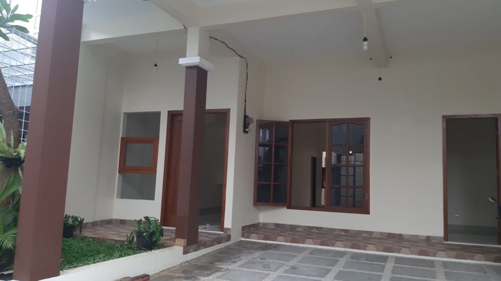 Rumah Bagus Di Puyuh Barat, Bintaro Jaya Sektor 5