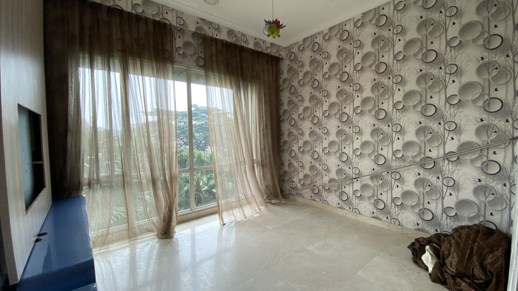 Dijual / Disewakan Apartemen Senayan Residence 3BR + 1