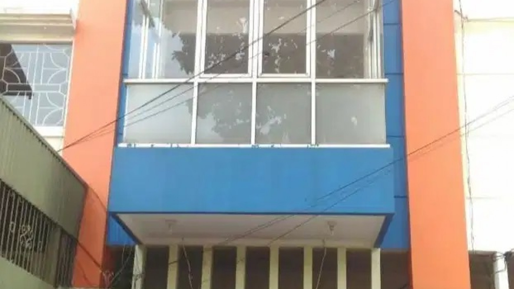 Dijual Cepat Ruko 4 Lantai di Pondok Indah, Jakarta Selatan.