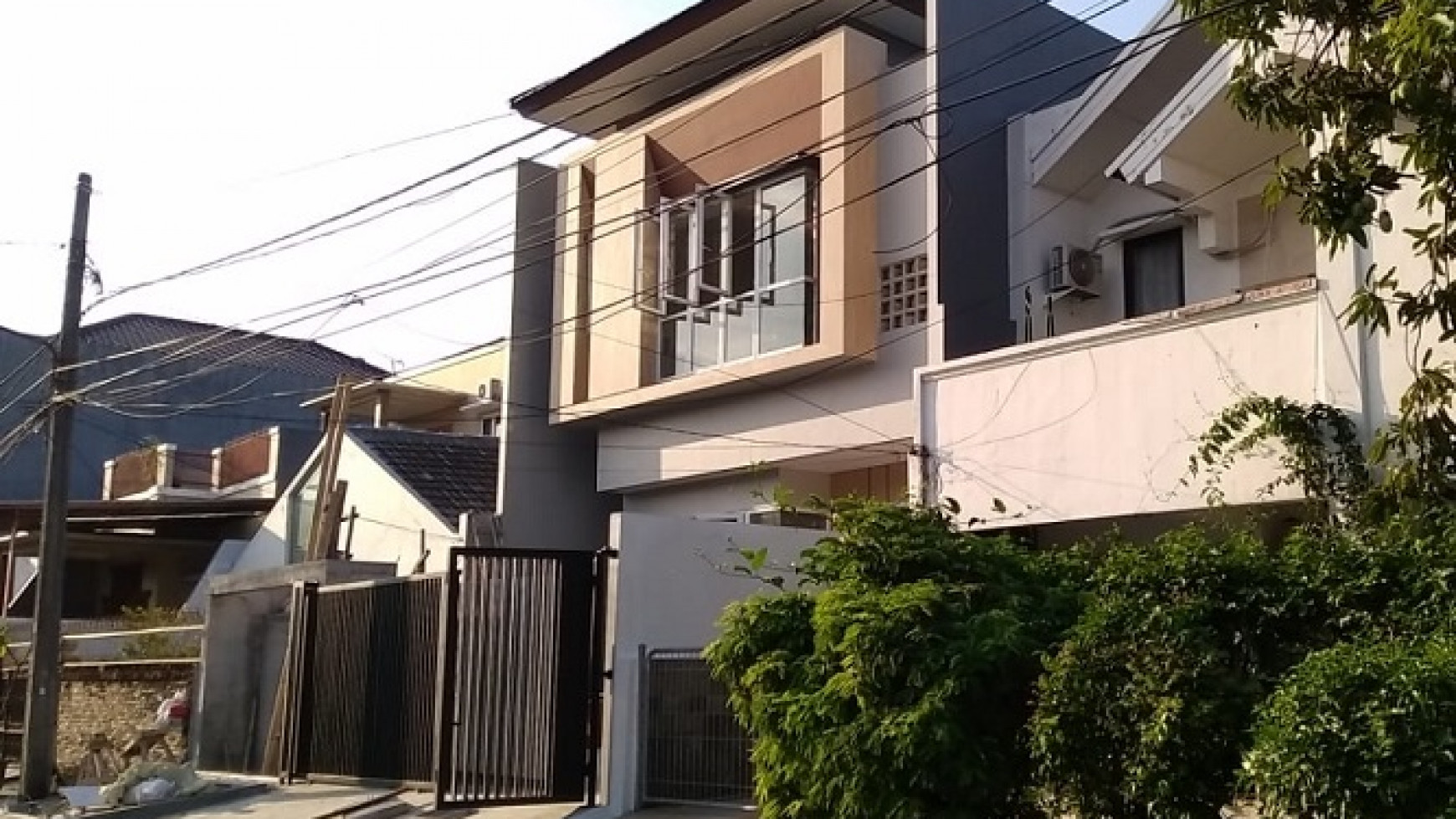 Turun Harga Dijual Rumah Brand New di Jln Sumagung Kelapa Gading