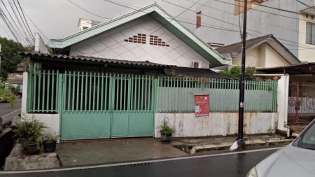 Dijual cepat rumah di  Petojo Binatu, Jakarta Pusat