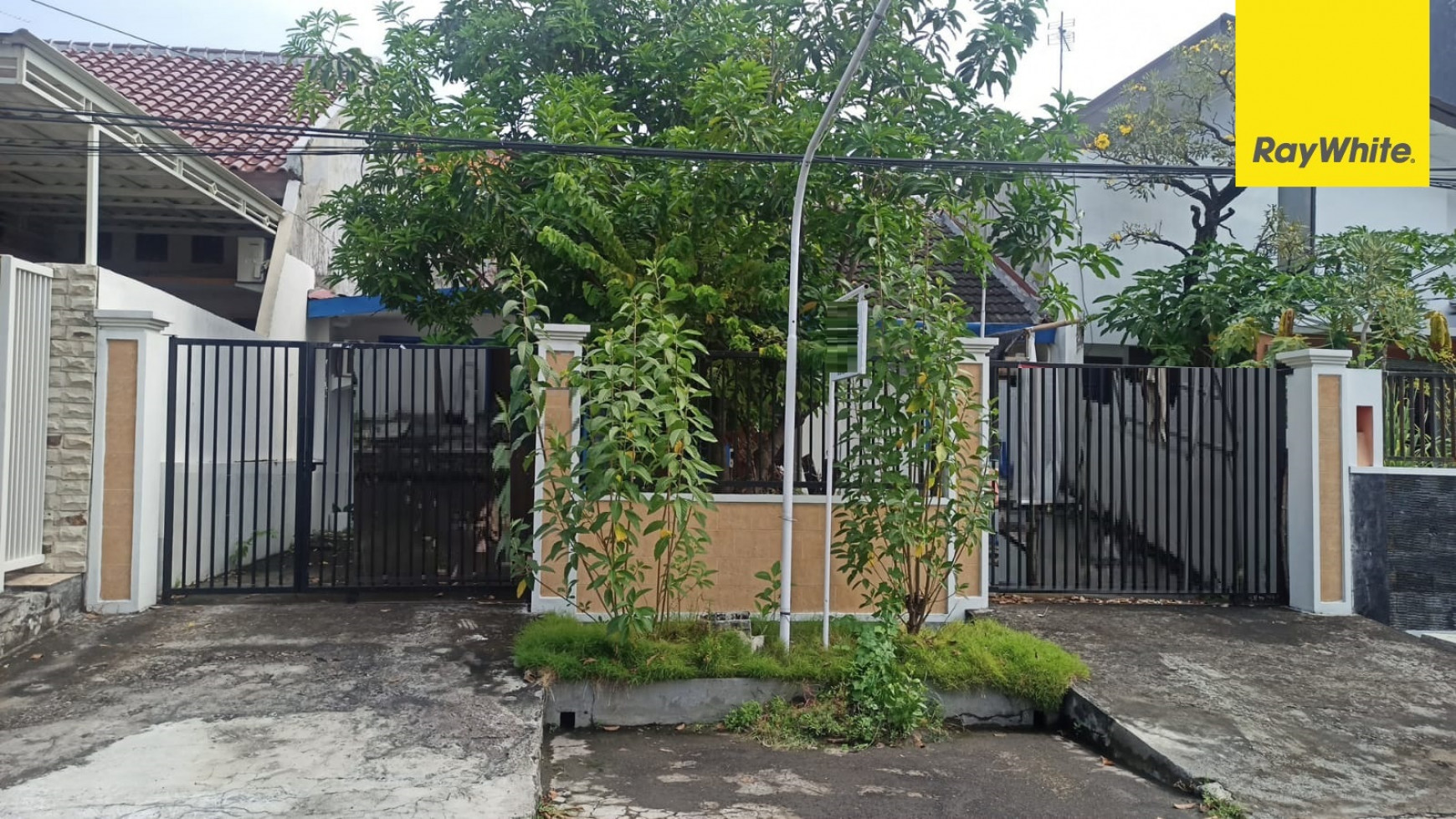 Rumah SHM di Mulyosari Timur, Surabaya