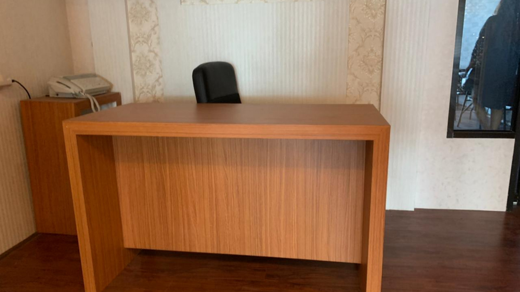 Jual Cepat Pakuwon Office Tower Tunjungan Plaza 6 Surabaya Pusat - Furnished - PRIVATE Lift