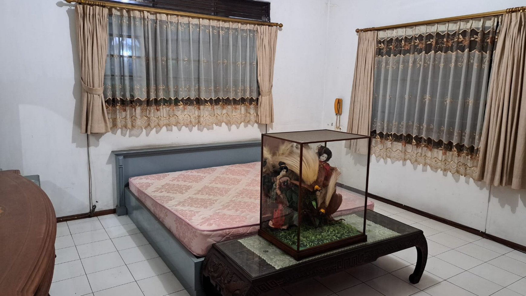 Rumah Pinggir Jalan Raya dan Cocok Untuk Komersil @Bintaro Utama