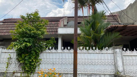 Rumah Lokasi Strategis Di Tanah Kusir