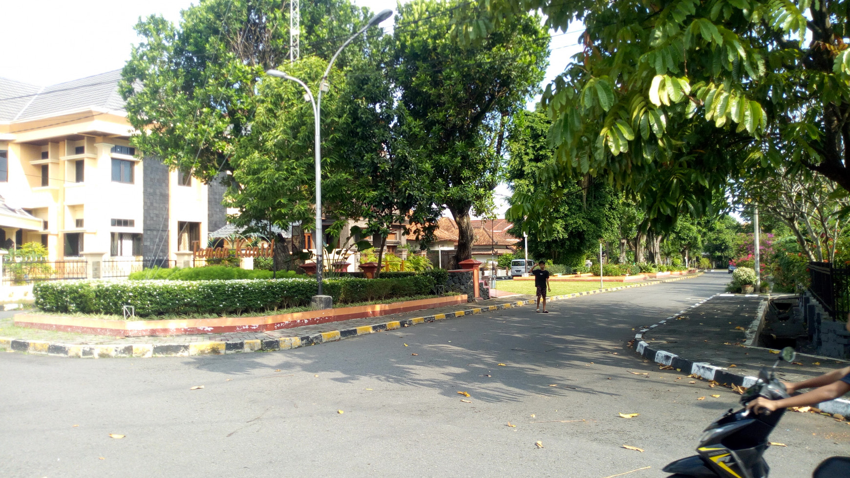 Rumah Klasik Lokasi Startegis Untuk Rumah / Homestay Tengah Kota Di Jl Gambir Yogyakarta