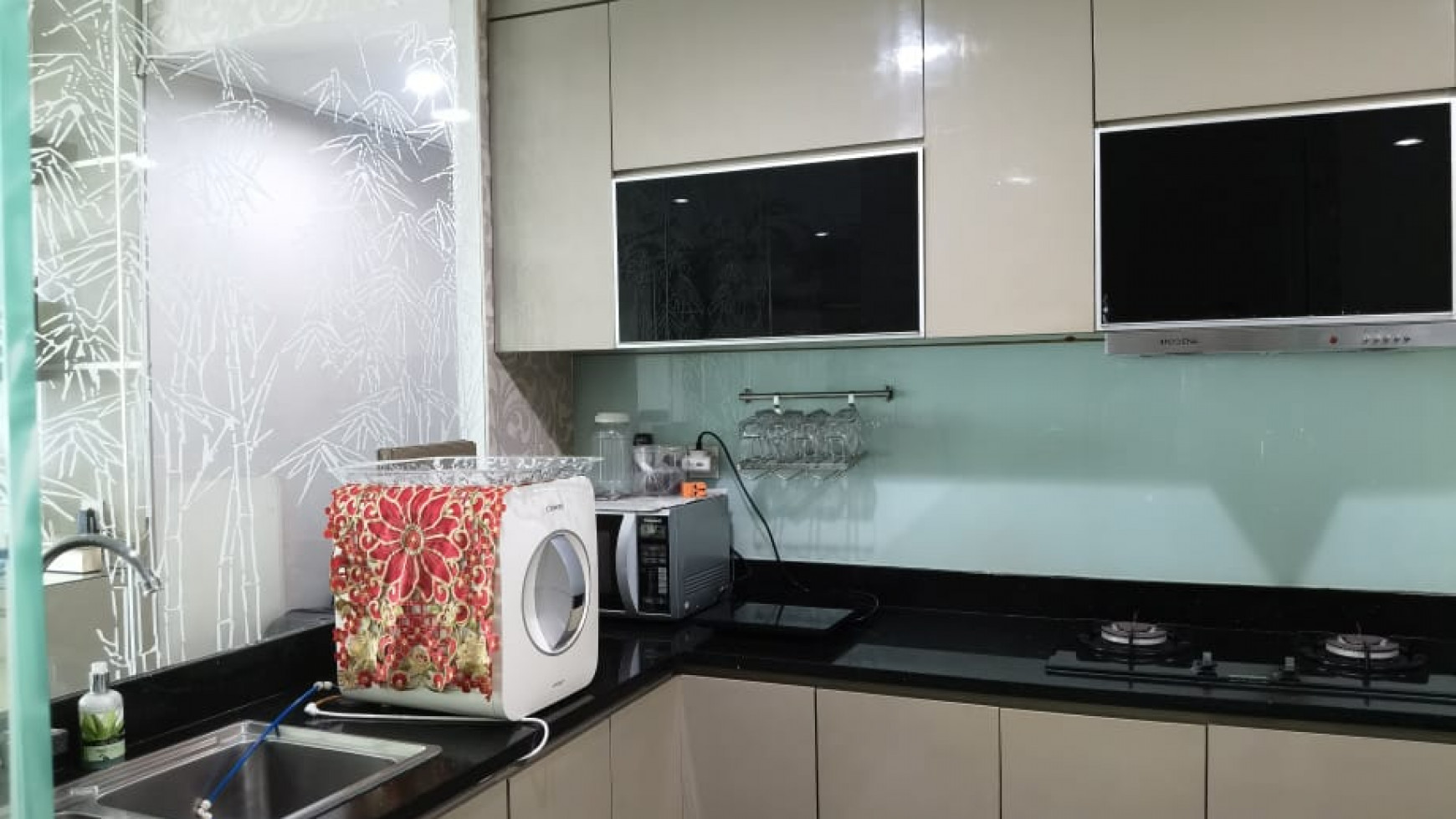 Apartemen Central Park Full furnish Mewah lantai tinggi 