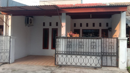 Rumah di Jl Kancil, Cikarang Baru