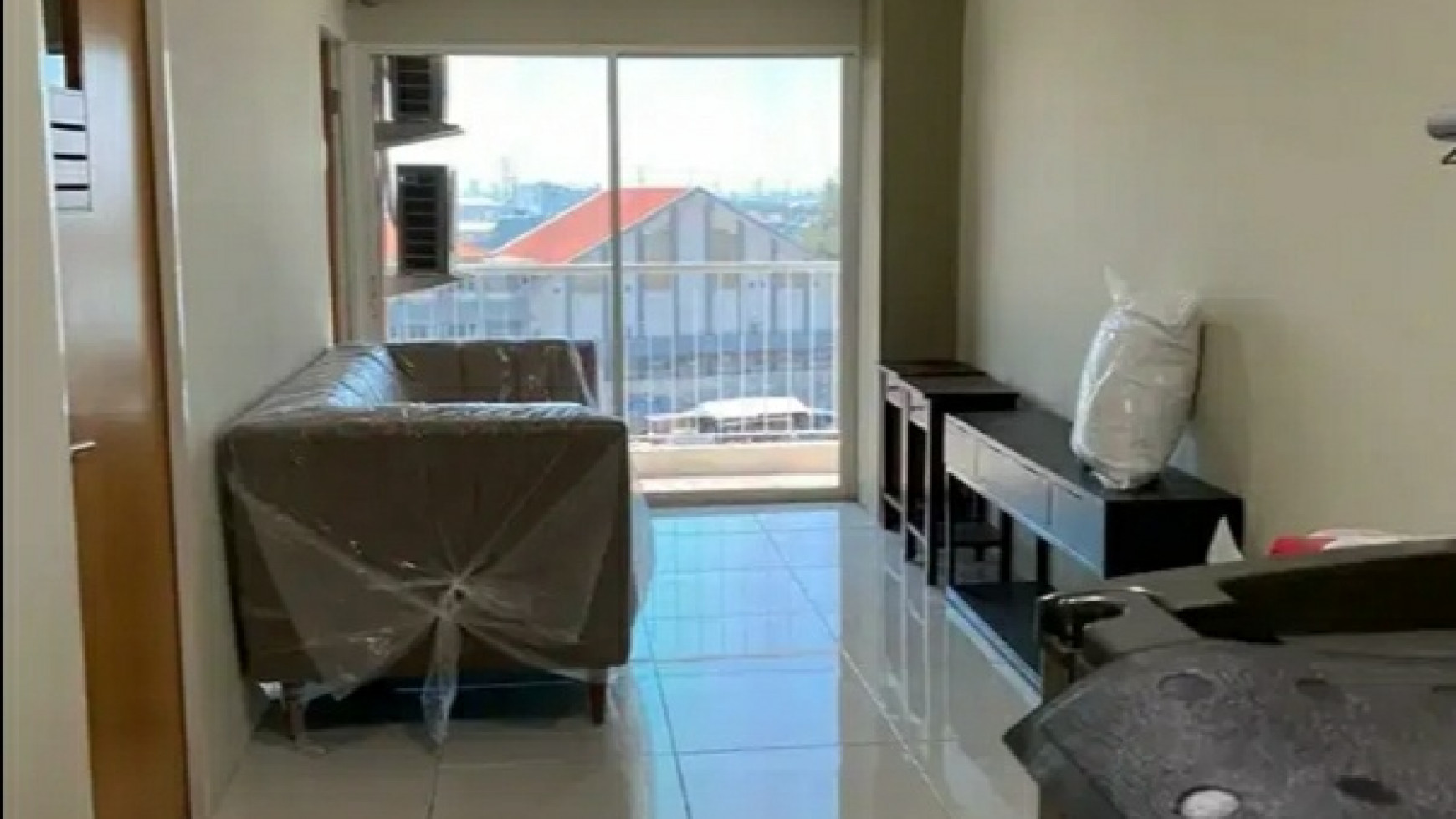 Dijual Apartemen PBG - Puncak Bukit Golf - 2 Bedroom FULL Furnished Modern - Lantai 1 - Selangkah ke Swimming Pool