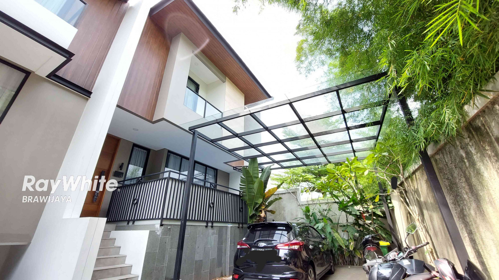 DISEWAKAN RUMAH DI CAVANA SIMATUPANG, CILANDAK, DALAM CLUSTER, SIAP HUNI, PRIVATE POOL, FURNISHED, 3 BEDROOMS