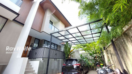 DISEWAKAN RUMAH DI  CAVANA SIMATUPANG, CILANDAK, DALAM CLUSTER, SIAP HUNI, PRIVATE POOL, FURNISHED, 3 BEDROOMSRU