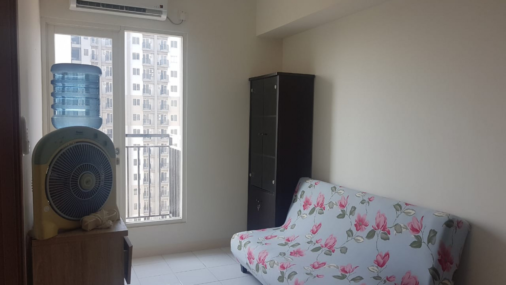 di sewakan apartemen podomoro golf view full furnish harga nego