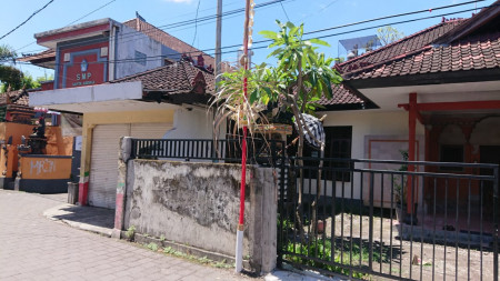 Comfortable living in Balinese style in Denpasar Freehold 