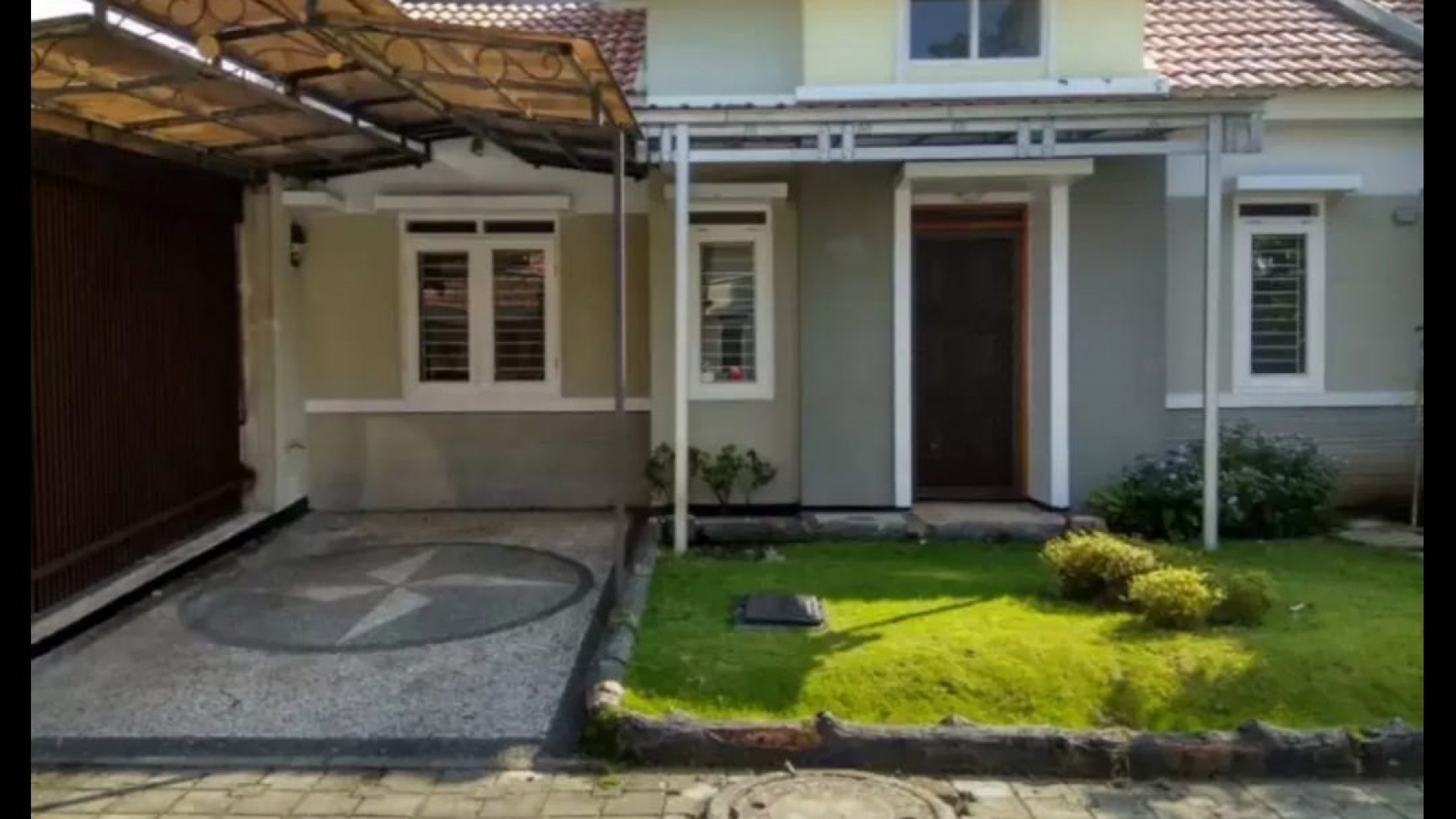 Rumah Minimalis, Siap Huni dan Dalam Komplek @Kota Baru Parahyangan, Bandung