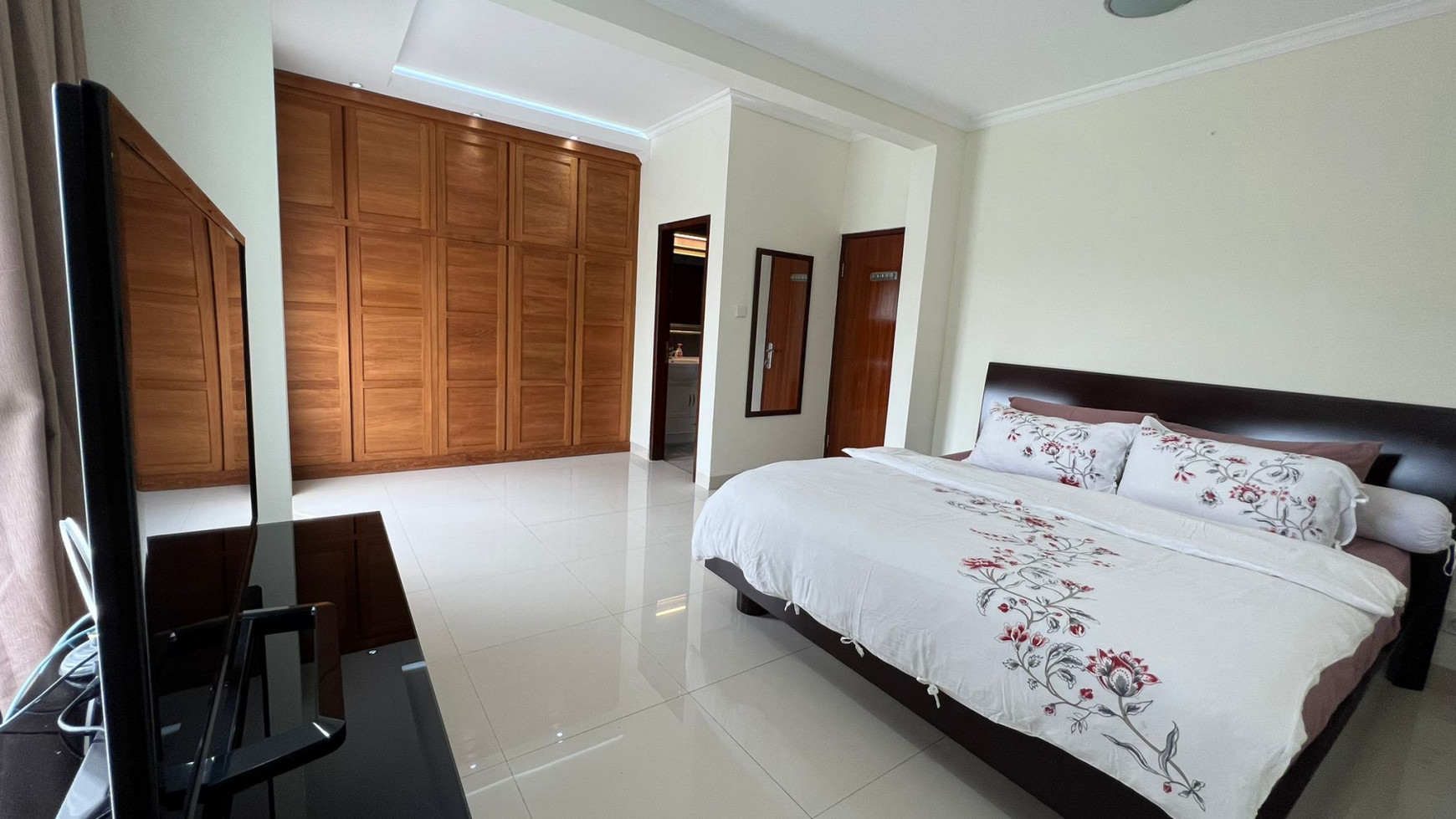 Rumah Siap Huni Dengan Interior Elegan @Villa Cendana Bintaro, Ciputat