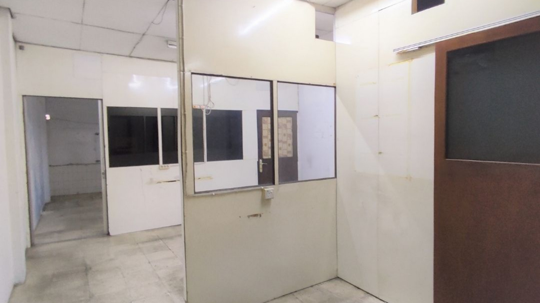 Di S E W A kan -Ruko di Jalan kyai Maja - kebayoran Baru - Jakarta selatan 175jt/thn .