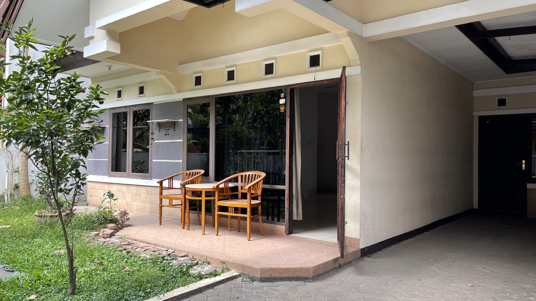 Rumah nyaman siap huni dekat sekolah St Aloysius Batununggal