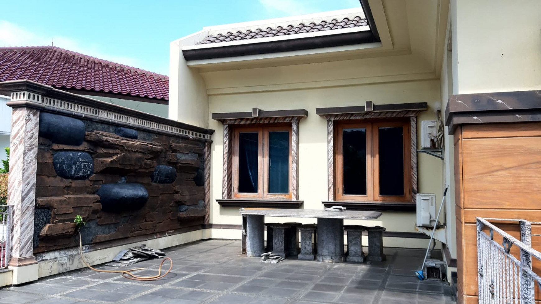 Dijual Cepat Rumah Bukit Gading Villa Kintamani Elok Kelapa Gading