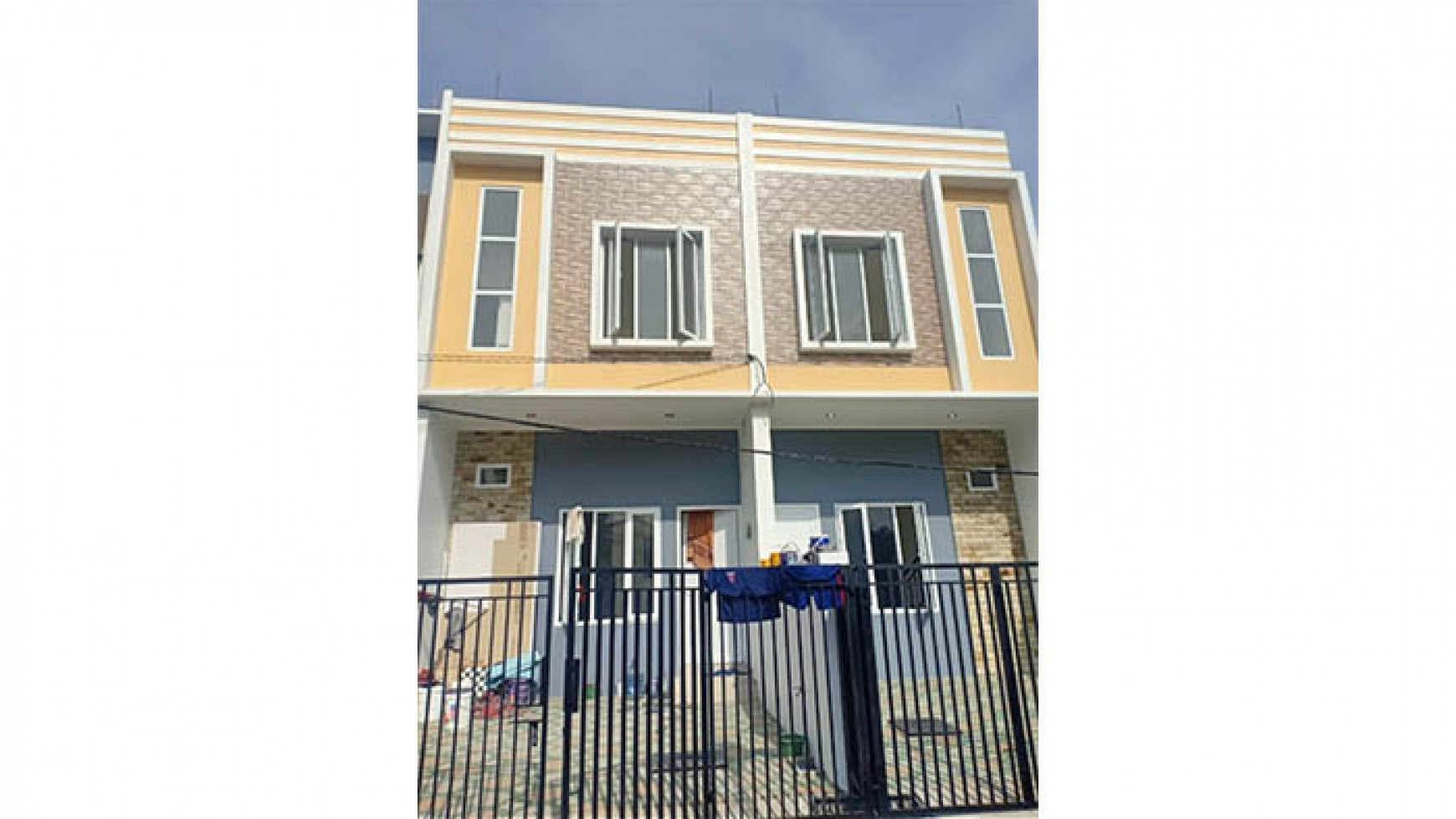 Rumah ada 2 unit Gading Griya Lestari, Kelapa Gading Luas 4,5x12,5m2