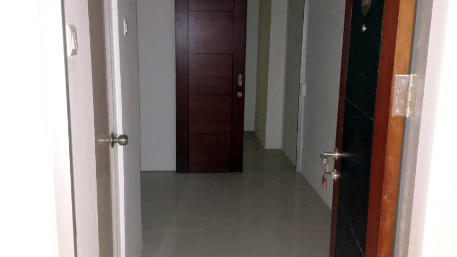 Apartement di Gunawangsa Tidar, Lokasi Pusat Kota Surabaya, Kosongan, View Pool