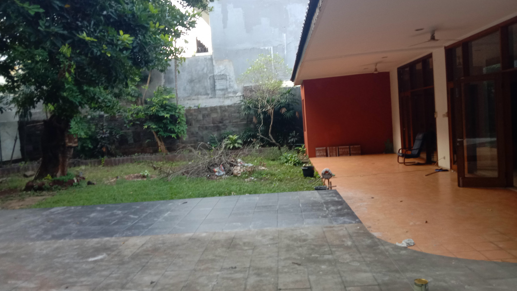 For Rent - Nice House for Office and suitable for Cafe and Restaurant at Kemang, South Jakarta