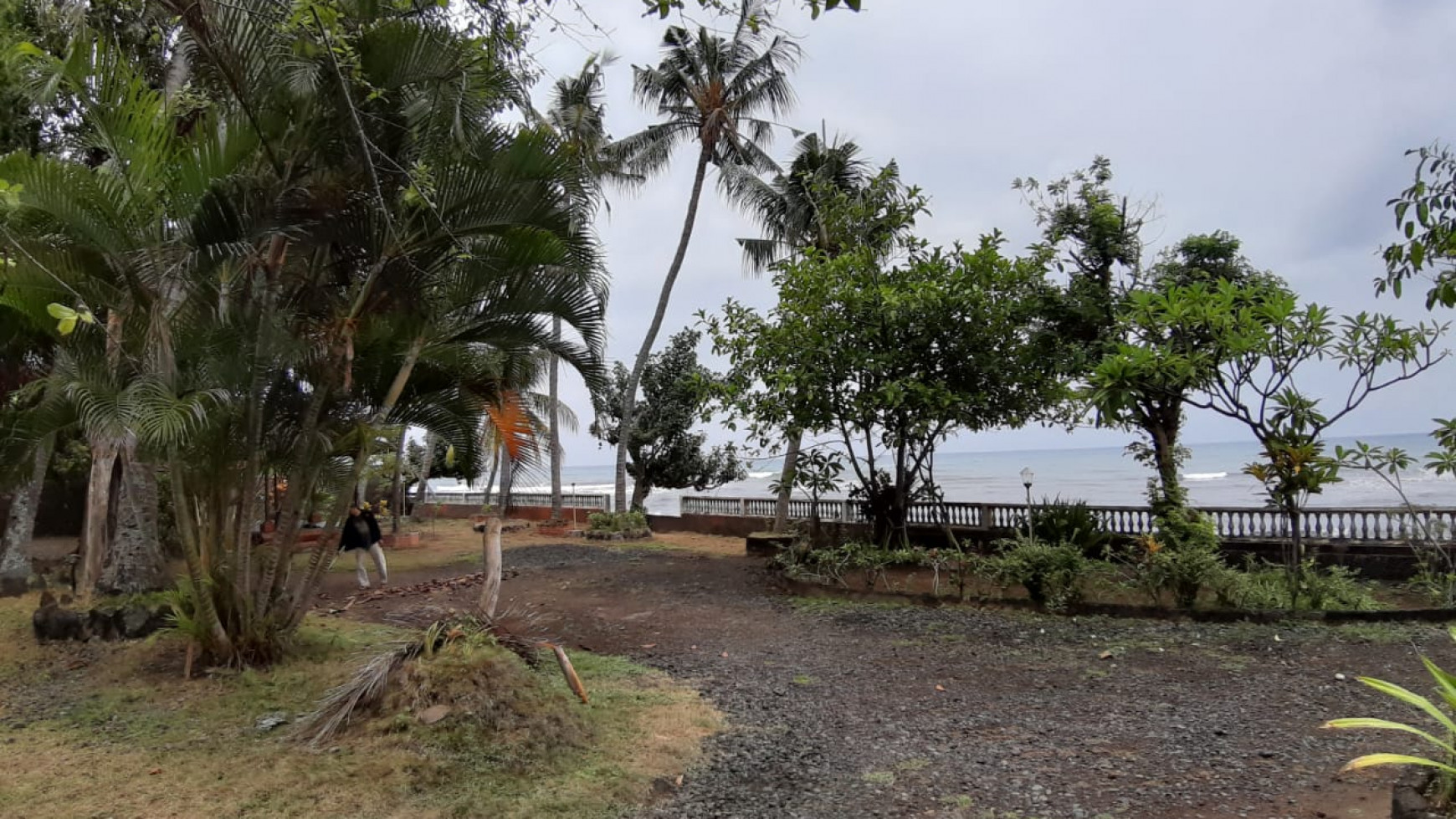 Beachfront Land at Kubutambahan