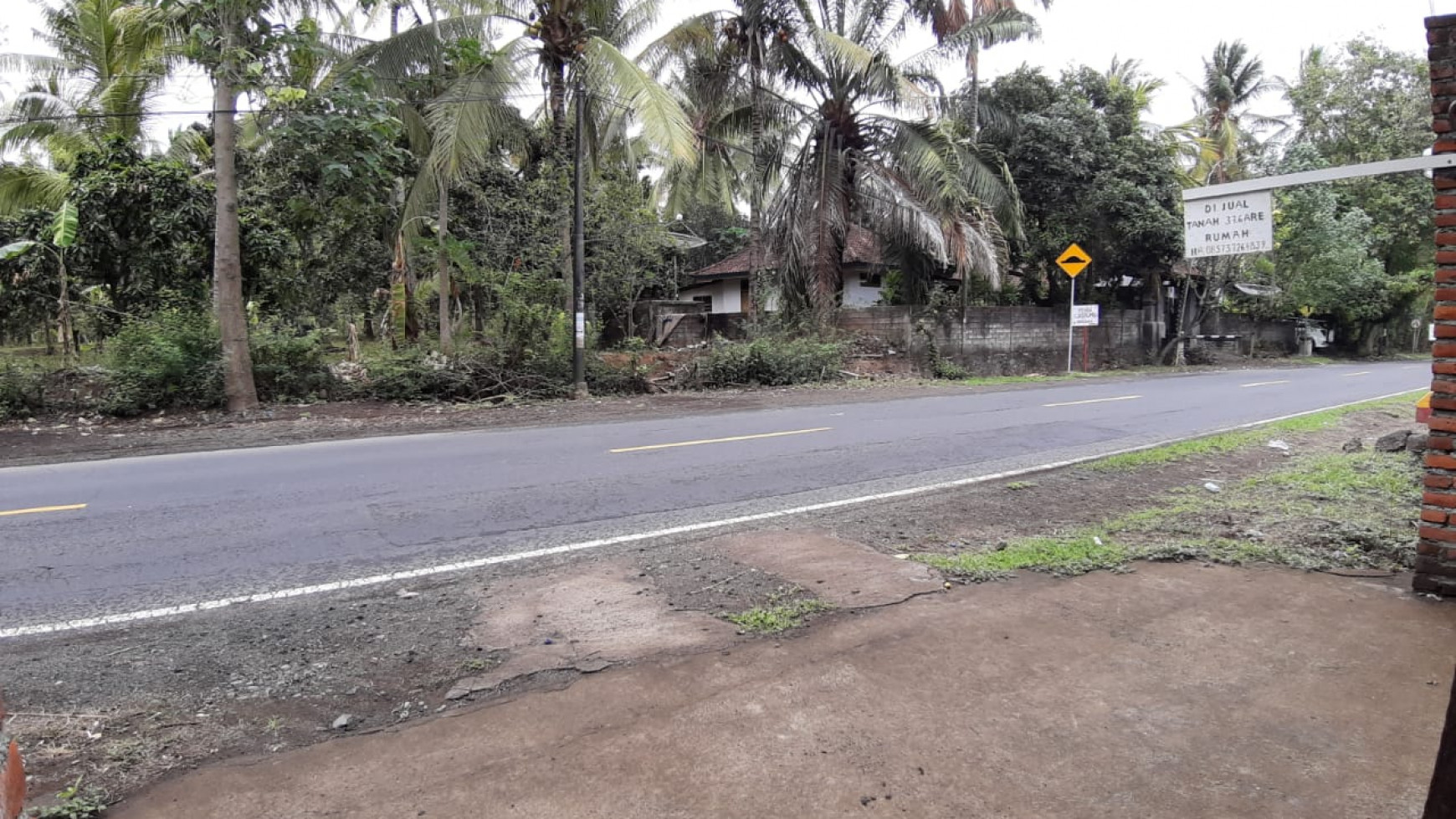 Beachfront Land at Kubutambahan