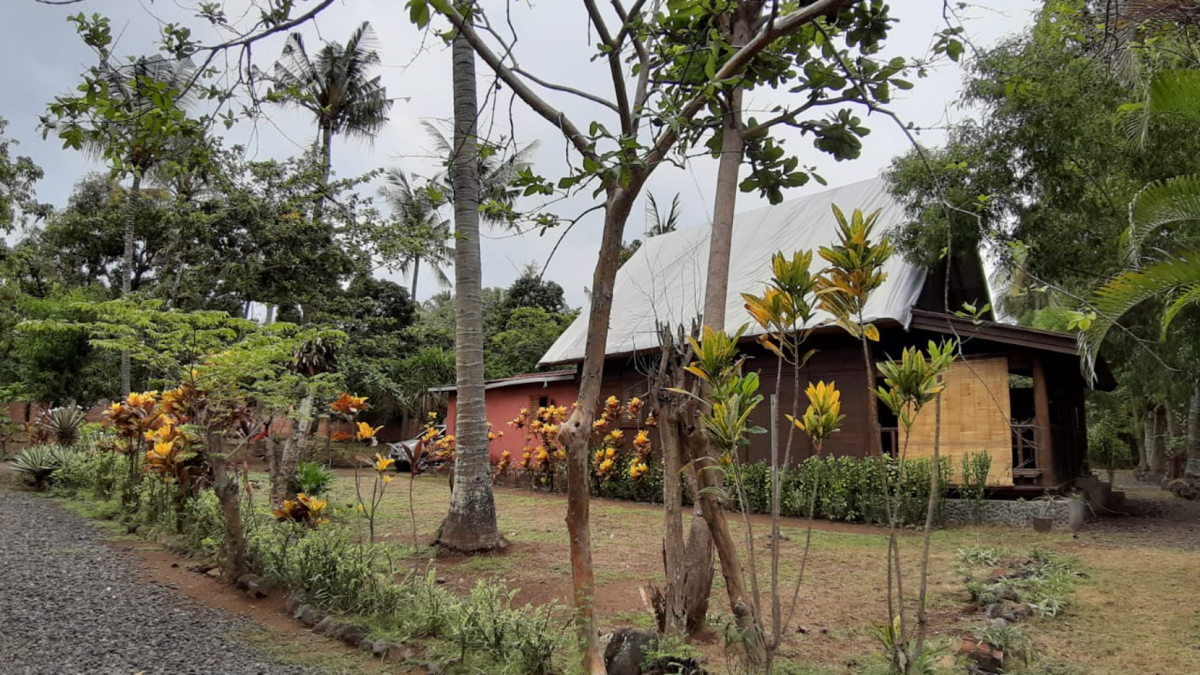 Beachfront Land at Kubutambahan