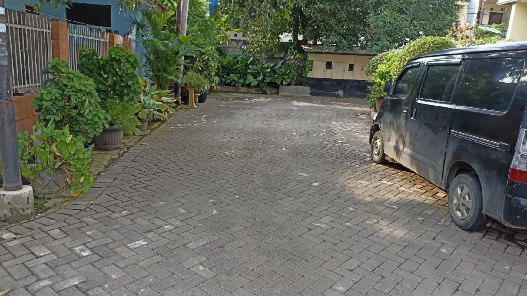 Dijual Rumah Bagus Di Perum Taman Kota, Bekasi