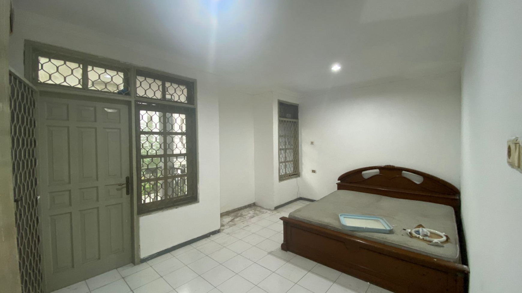 Dijual Rumah di Janur Indah, Kelapa Gading