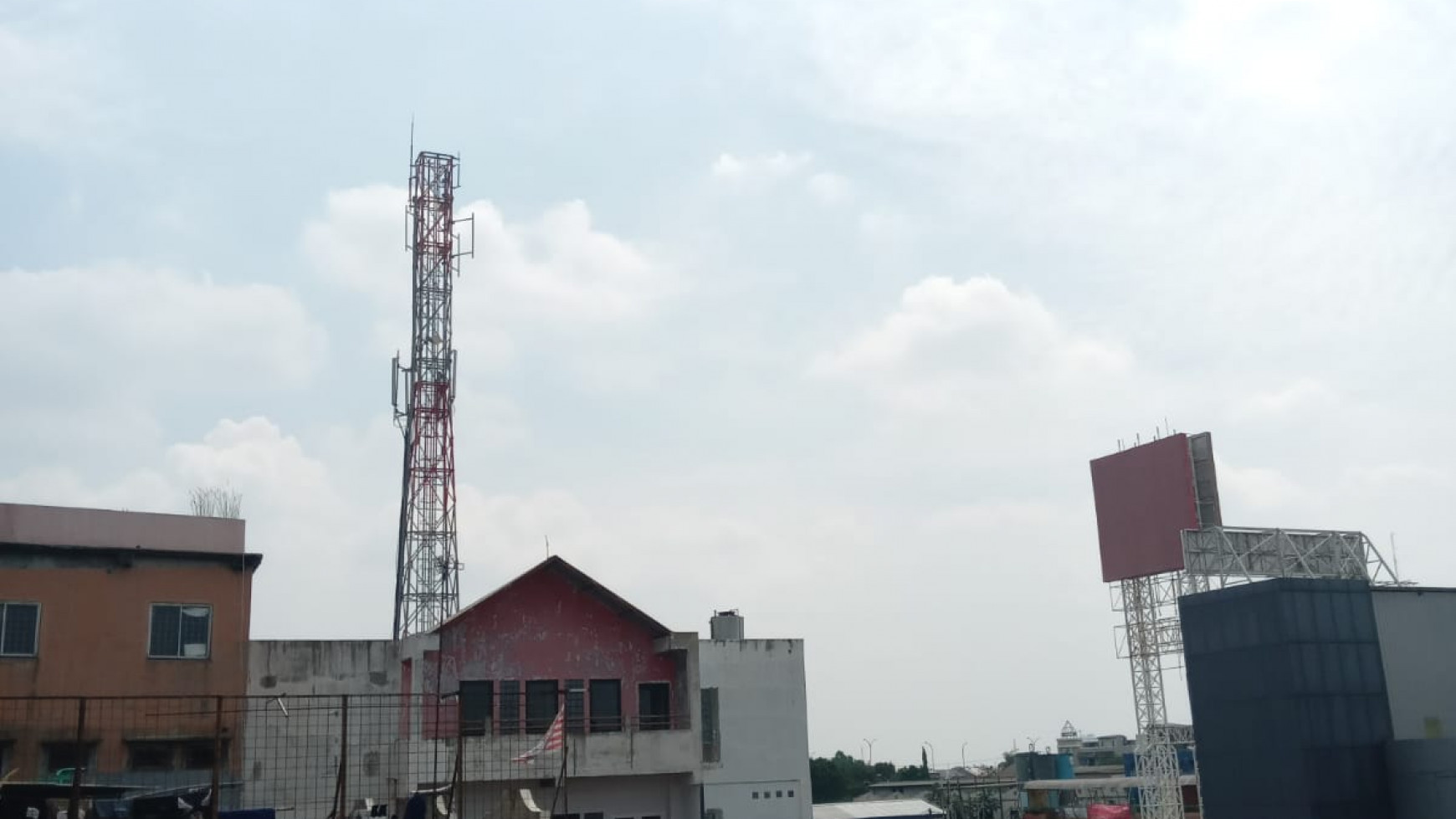 Ruko Margonda zona komersial modern industrial harga murah