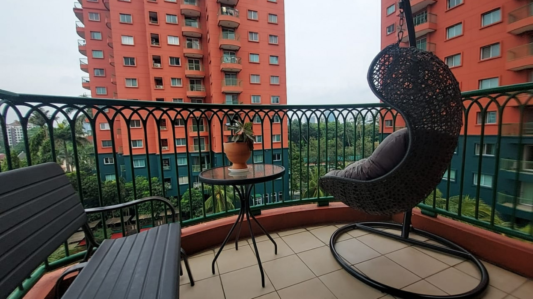 Apartemen Green View Pondok IndahApartemen mewah di kawasan ELIT Pondok Indah, Unit 3 Bedroom