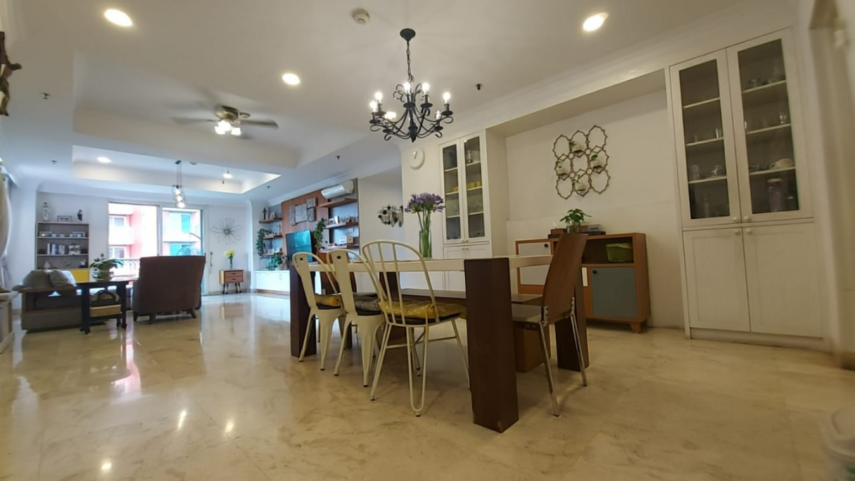 Apartemen Green View Pondok IndahApartemen mewah di kawasan ELIT Pondok Indah, Unit 3 Bedroom