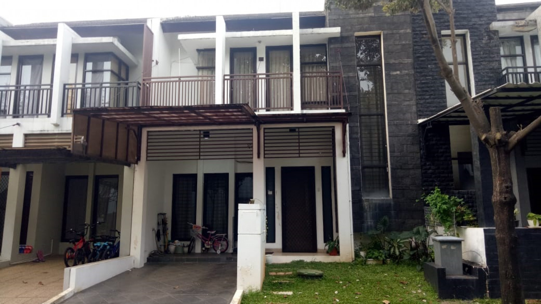 Rumah cantik dalam Cluster Emerald Bintaro Jaya 9