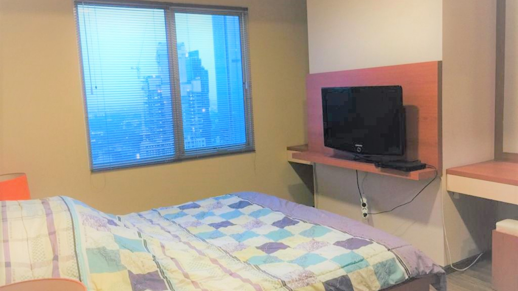 DIJUAL MURAH APARTEMEN FULL FURNISHED THAMRIN EXECUTIVE ( 2 BR) JAKPUS