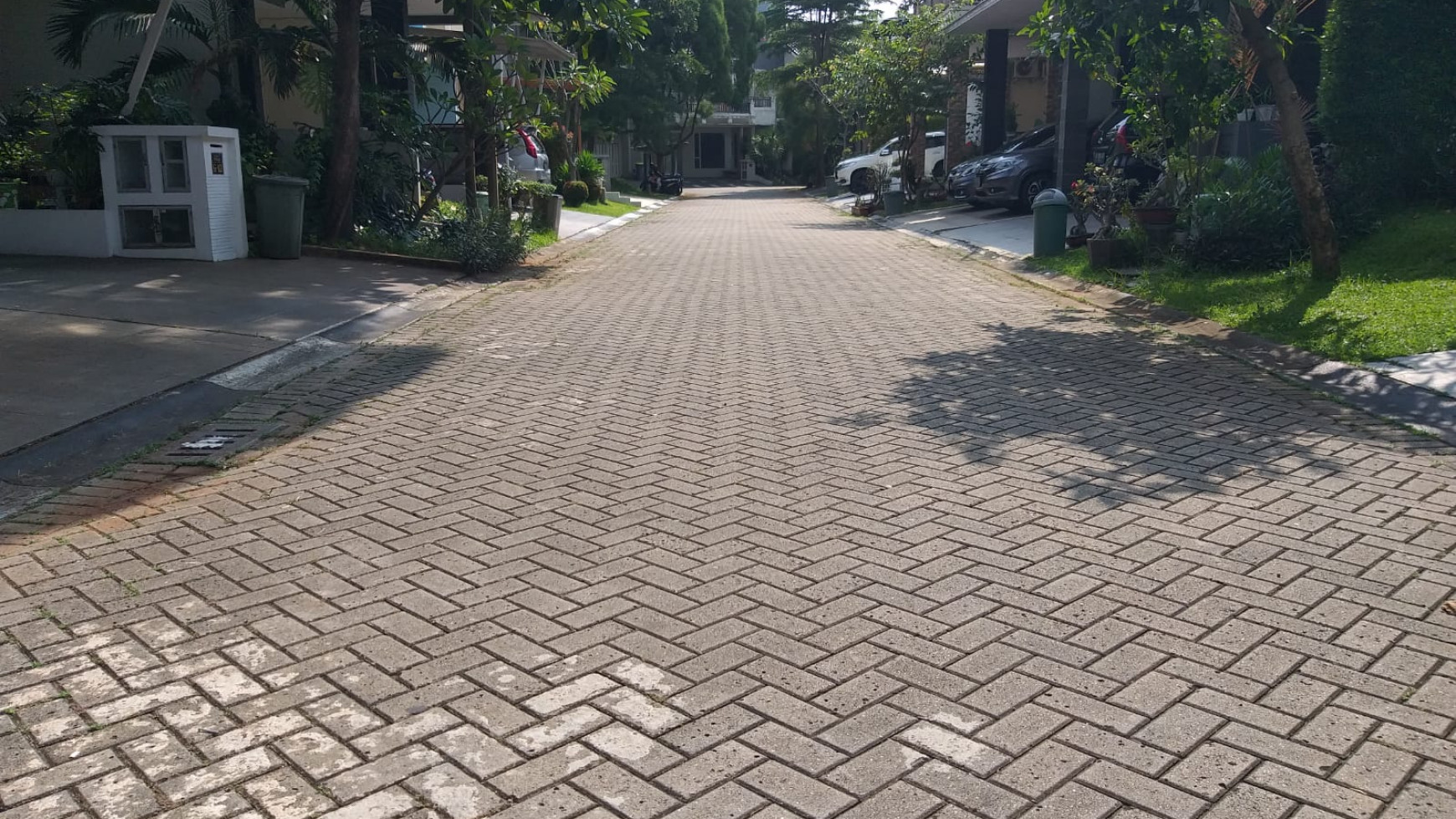 Rumah Bagus Siap Huni Di Cluster Kebayoran Residence Bintaro