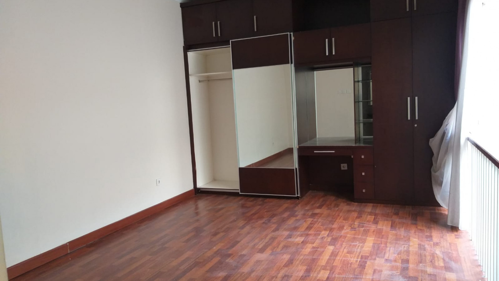 Rumah Bagus Siap Huni Di Cluster Kebayoran Residence Bintaro