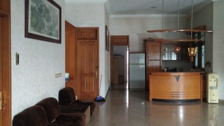 Dijual Rumah di Simprug