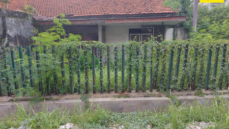 Rumah HIt Tanah di Jln Gayungsari Barat, Surabaya Selatan