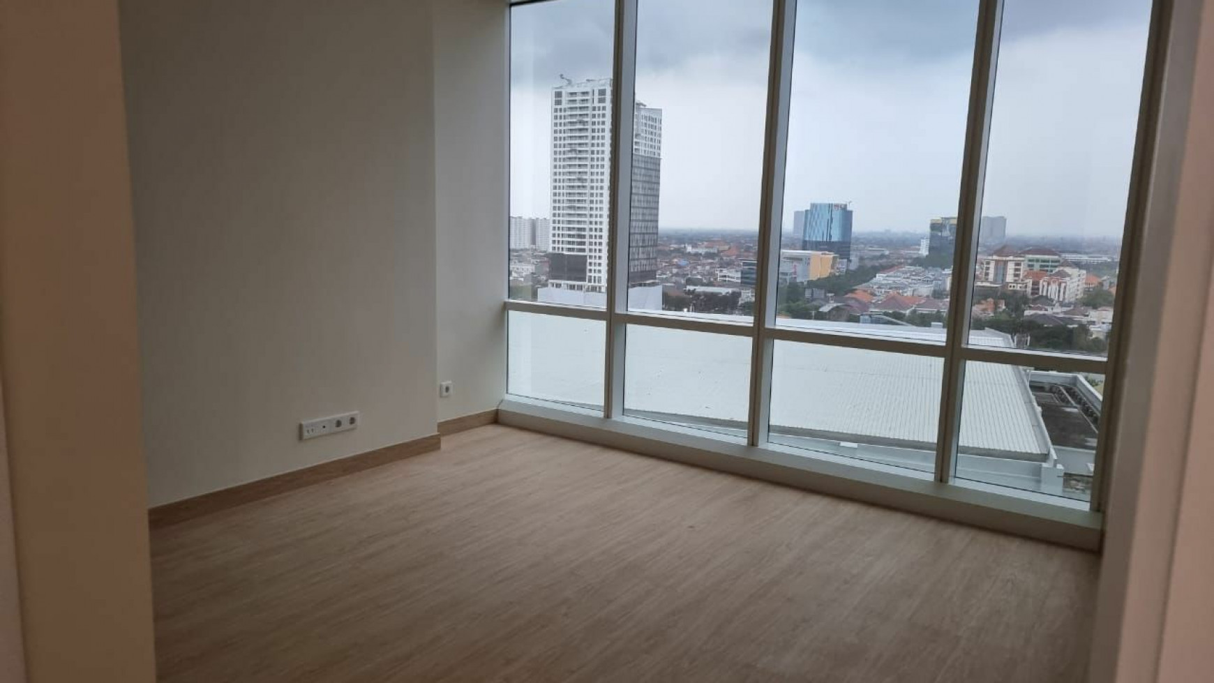 MURAH Apartemen One Galaxy - 2 +1 Bedroom SEMI Furnished Modern - 2 PRIVATE Lift - Akses Galaxy Mall 3