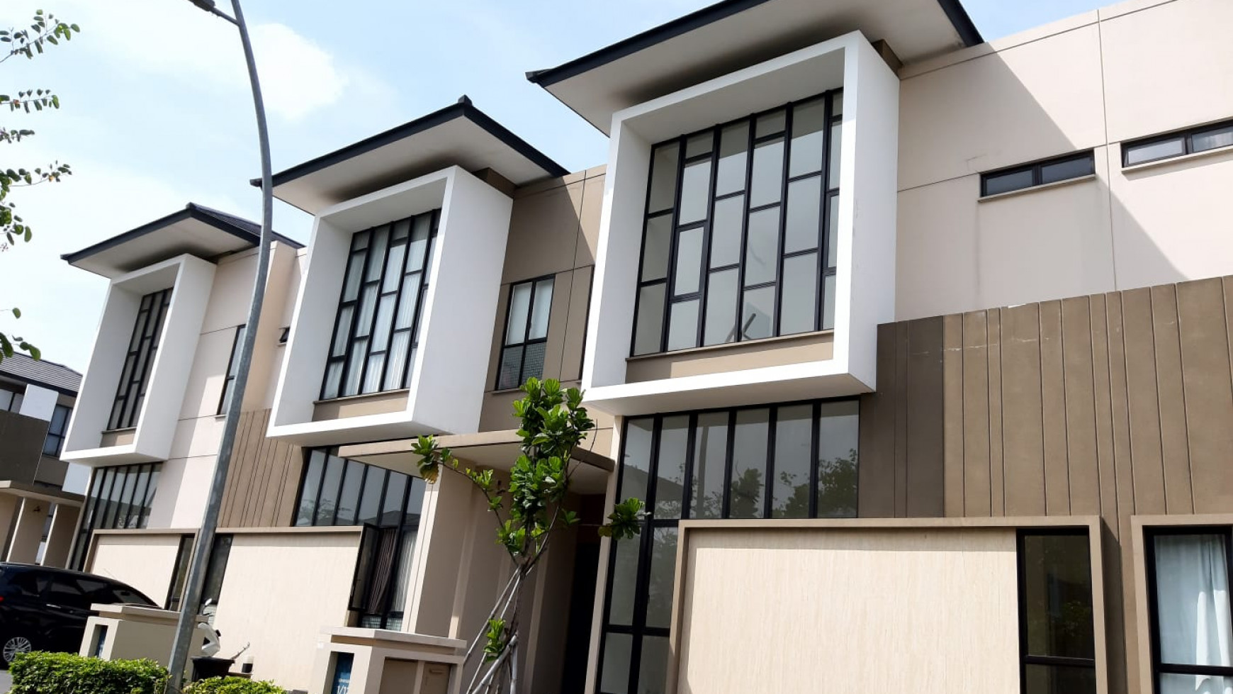 DISEWA Rumah Brand New Cluster Asya Semayang Jakarta Garden City Cakung