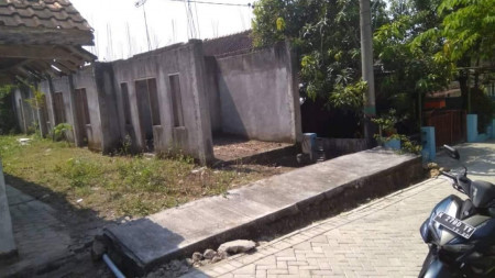 Dijual Tanah + Bangunan Kost Daerah Megal, Blora