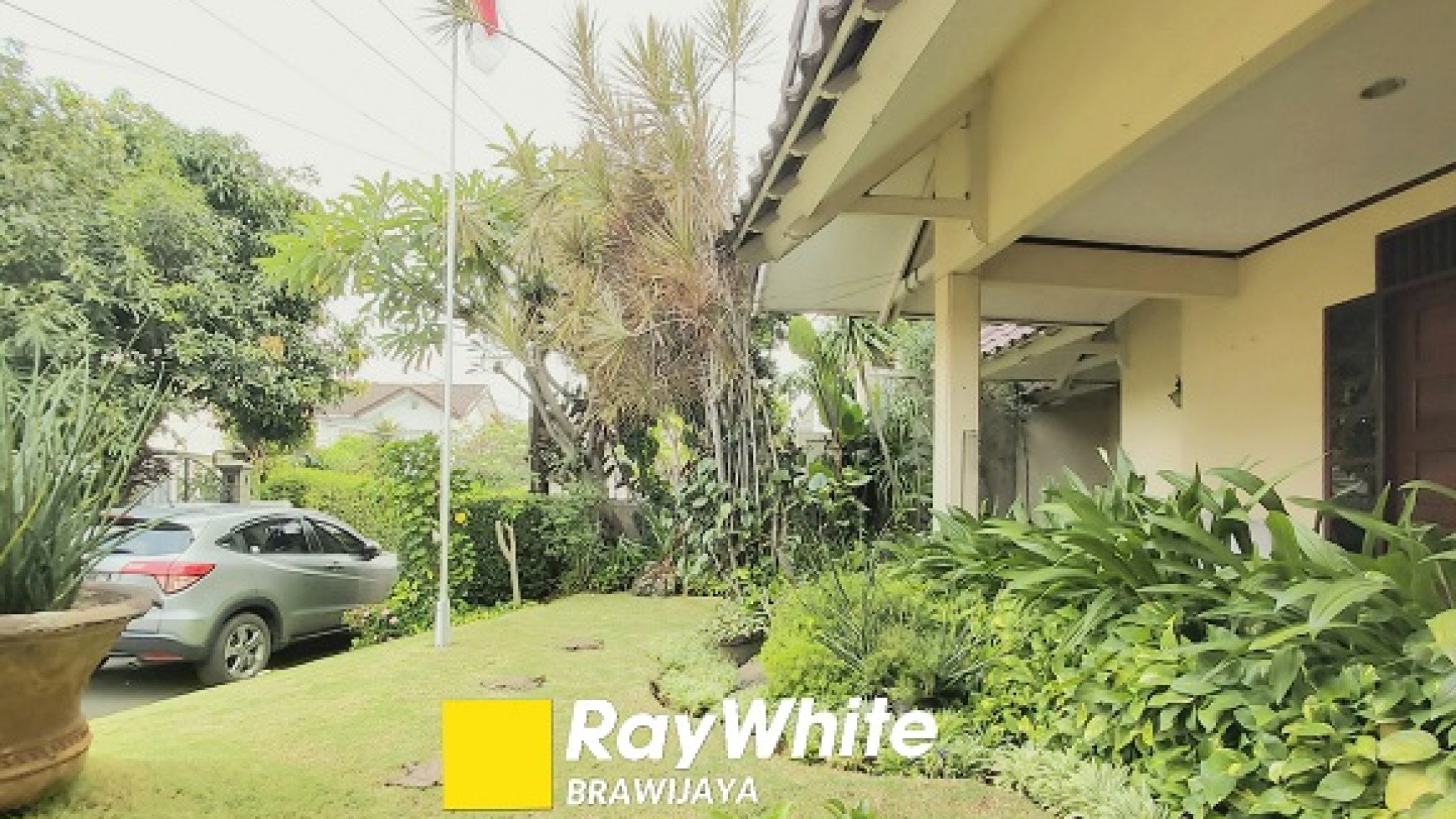 DIJUAL RUMAH DI CIPETE, JAKARTA SELATAN, DALAM KOMPLEKS, DEKAT MRT CIPETE, LINGKUNGAN TENANG