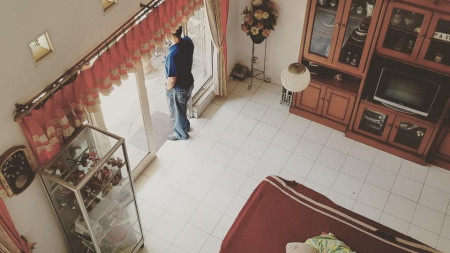 Dijual rumah di Puspita Loka BSD