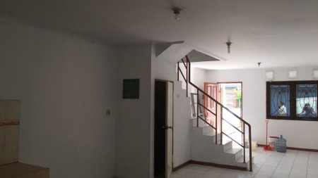 Dijual Rumah - Perumahan Kresek Raya, Jalan Duri Kosambi, Jakarta Barat