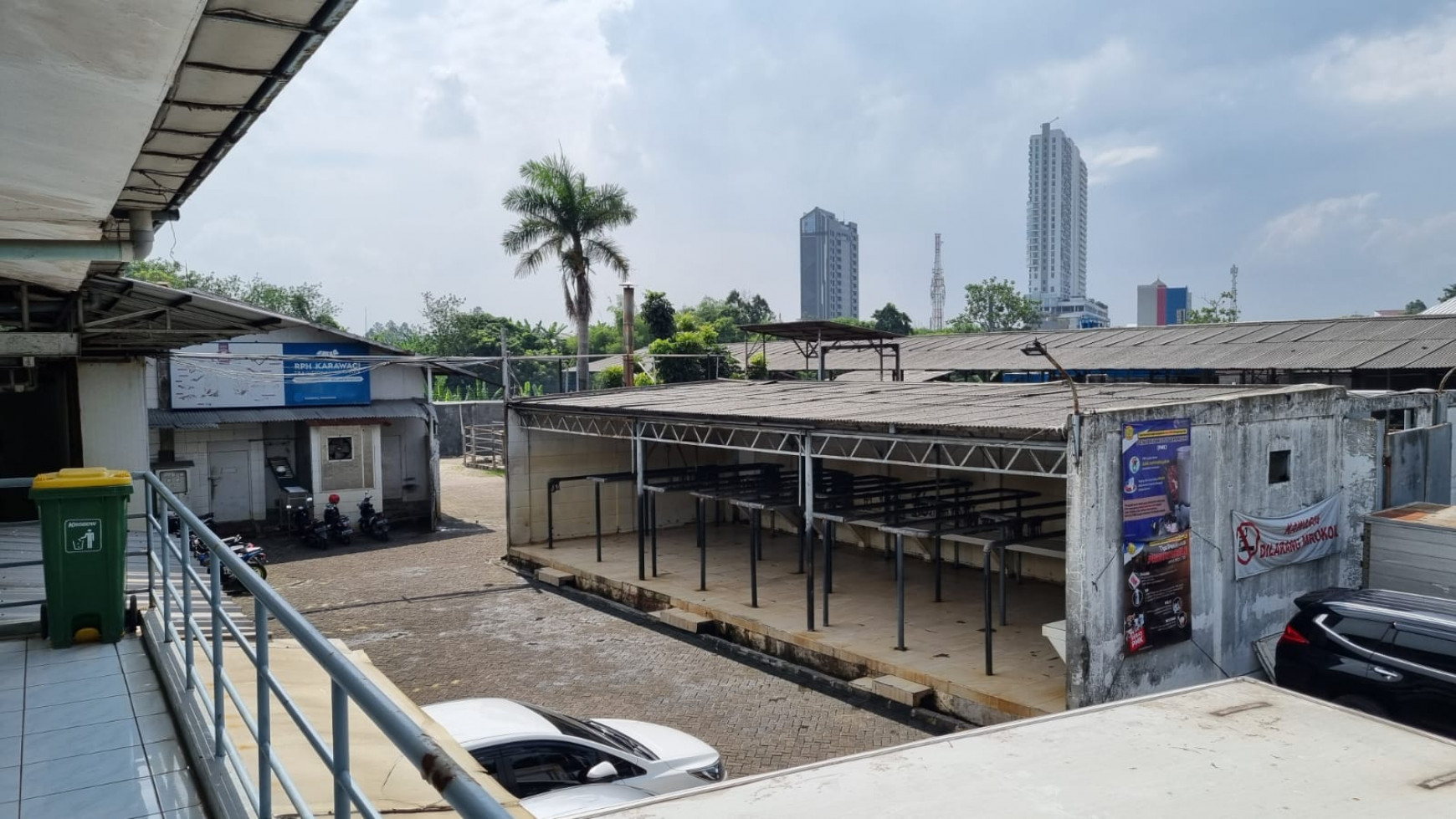 Dijual Gudang di taman Cisadane lippo karawaci Tangerang