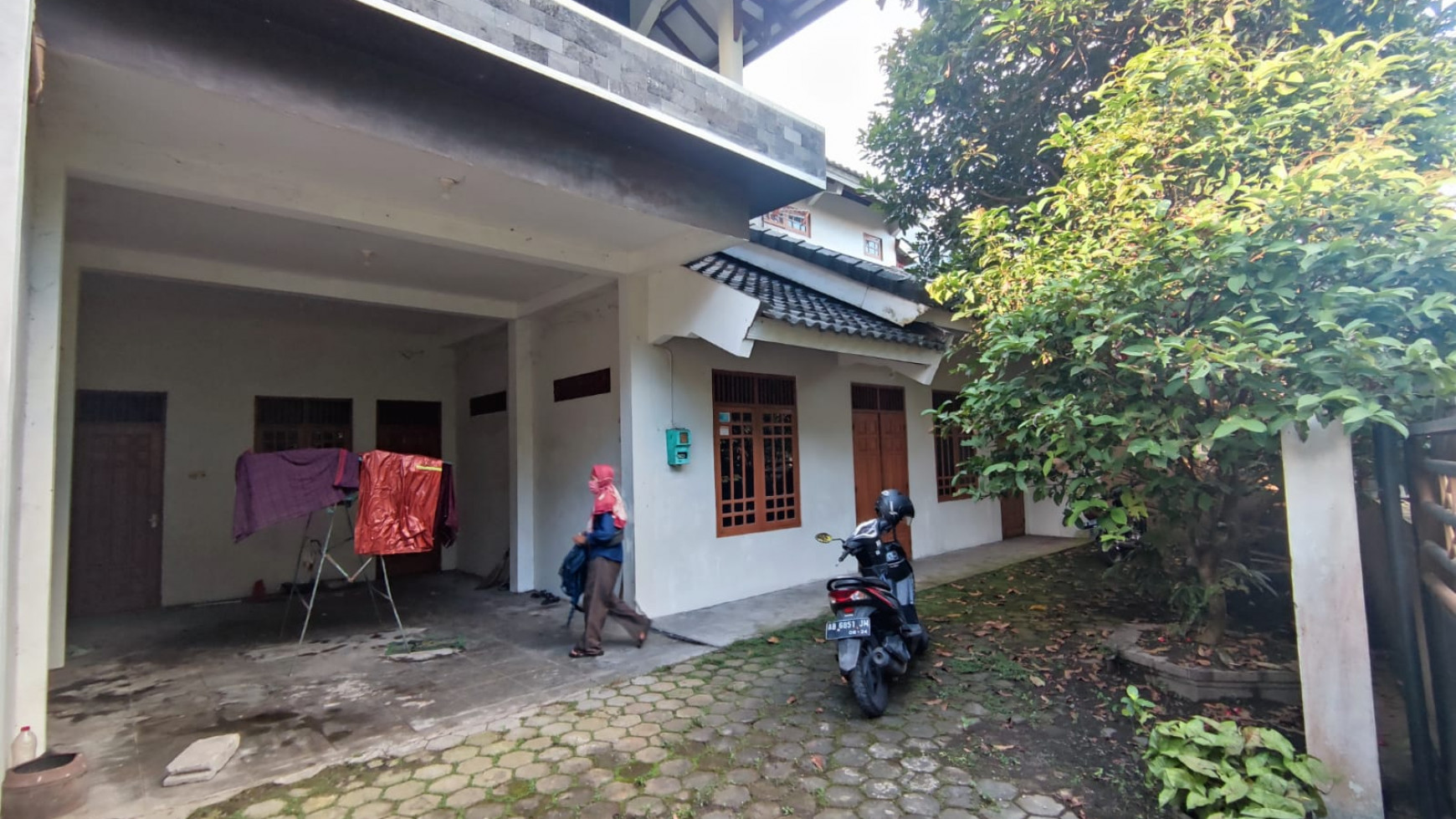 Rumah 6 kamar di Jl. Kabupaten