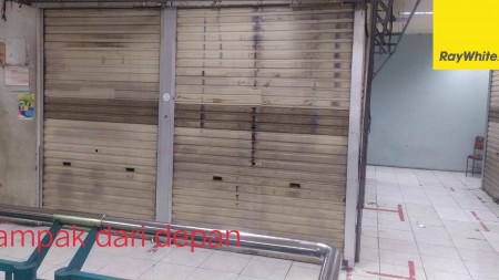 Unit Toko Hook di PGS Pasar Turi, Surabaya